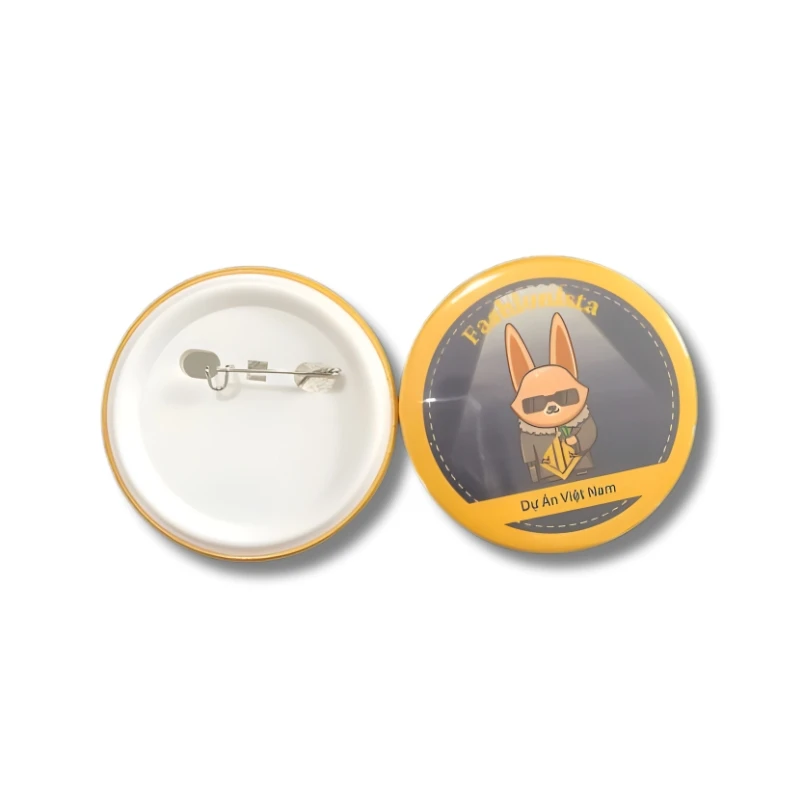 In huy hiệu nhựa cho học sinh đi dã ngoại